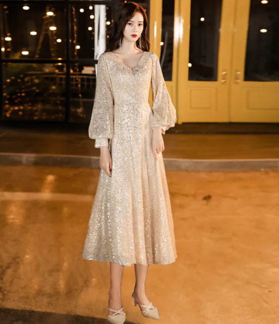Elegant Evening Dress for Ladies' Parties