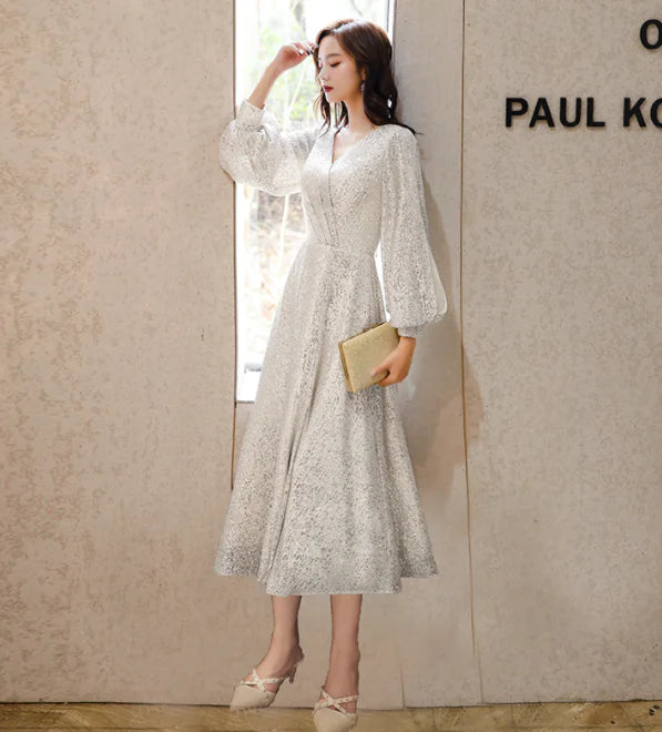 Elegant Evening Dress for Ladies' Parties