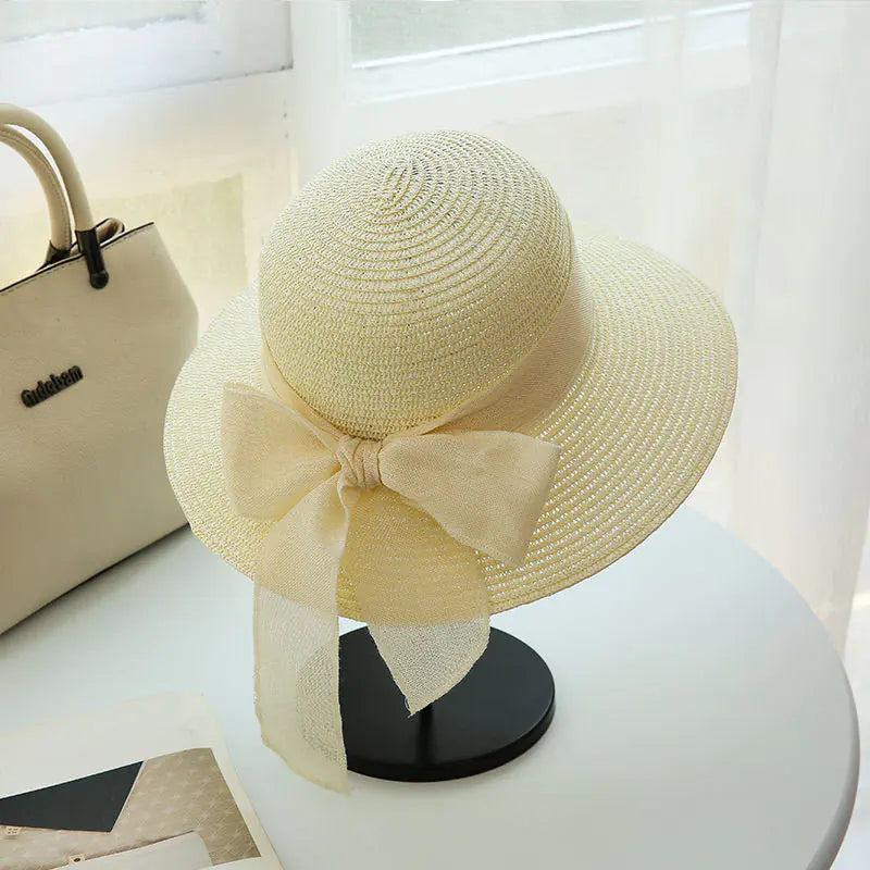 Large Brim Straw Hat for Women's Sun Protection.