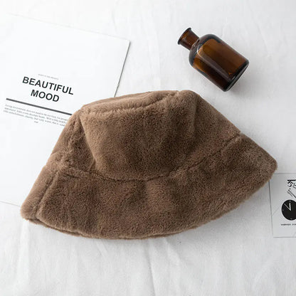 Thickened Rabbit Fur Leopard Print Hat for Women.