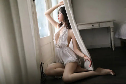 Lace and Silk Lingerie with Backless Design (Women's)