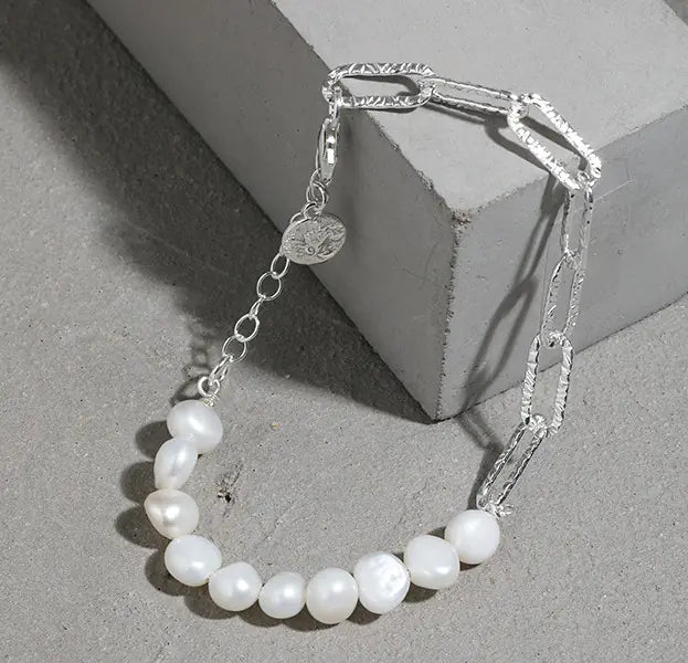 Fashion Baroque Water Pearl Chain Necklace Design.