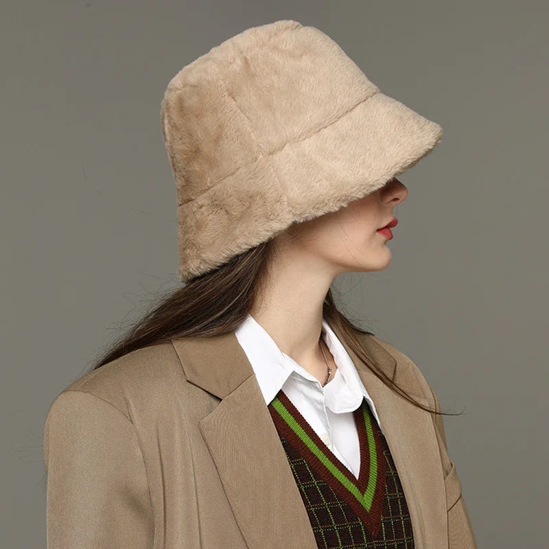 Thickened Rabbit Fur Leopard Print Hat for Women.